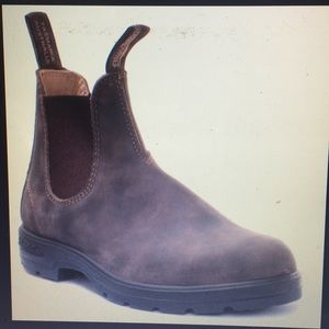 ISO BLUNDSTONE 585 in rustic brown!!